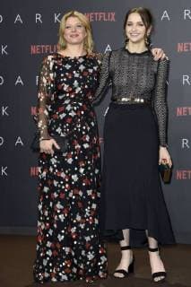 Jördis Triebel und Lisa Vicari bei der Premiere der Netflix Serie Dark im Kino im Zoo-Palast. Berlin, 20.11.2017