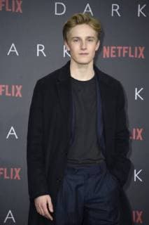 Louis Hofmann bei der Premiere der Netflix Serie Dark im Kino im Zoo-Palast. Berlin, 20.11.2017