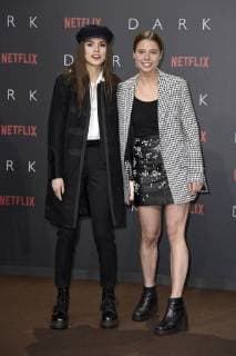 Luise Befort und Svenja Jung bei der Premiere der Netflix Serie Dark im Kino im Zoo-Palast. Berlin, 20.11.2017