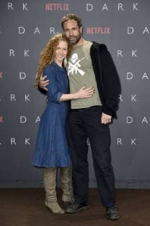 Sina-Valeska Jung und Evil Jared Hasselhoff bei der Premiere der Netflix Serie Dark im Kino im Zoo-Palast. Berlin, 20.11.2017