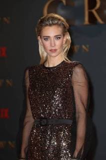 . 21 11 2017. London, United Kingdom. Vanessa Kirby arriving for The Crown- season 2 World premiere in London.  xStephenxLockx xi-Imagesx IIM-16431-0018
