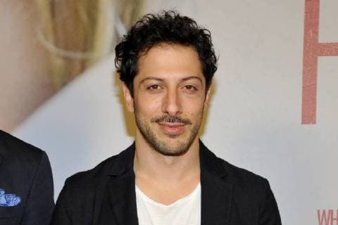 Fahri Yardim Ankunft zur Premiere Whatever Happens im Kino Astor Filmlounge in Berlin am 21.11.2017