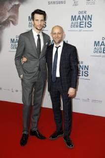 Sabin Tambrea und Jürgen Vogel bei der Premiere des Kinofilm Der Mann aus dem Eis im Zoo Palast. Berlin, 21.11.2017