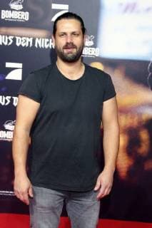 Adam Bousdoukos bei der Premiere des Kinofilms Aus dem Nichts im Cinemaxx am Dammtor. Hamburg, 21.11.2017