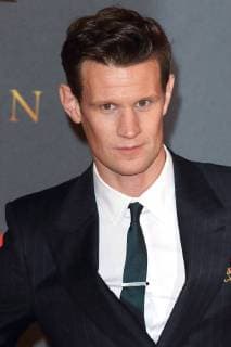 Matt Smith bei der Premiere der 2. Staffel der Netflix Serie The Crown am 21.11.2017 in London The Crown TV Series Season 2 World Premiere in London, 2017