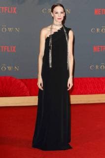 Chloe Pirrie bei der Premiere der 2. Staffel der Netflix Serie The Crown am 21.11.2017 in London The Crown TV Series Season 2 World Premiere in London, 2017