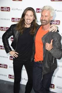 Gil Ofarim, Michael Reh bei der Präsentation des Lambertz Fine Art Kalenders 2018 im Friedrichstadtpalast in Berlin am 22.11.2017