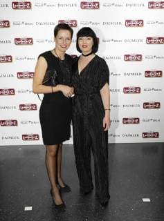 Cindy Werschosch, Sabrina Kuschy bei der LAMBERTZ-Fine Art-Kalenderpraesentation im Friedrichstadtpalast Berlin.