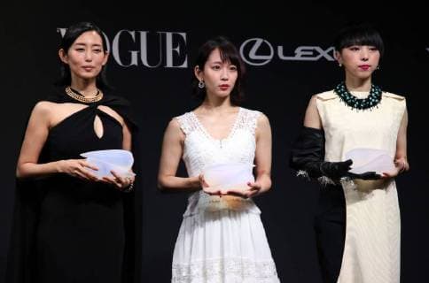 November 24, 2017, Tokyo, Japan - (L-R) Japanese actress Tae Kimura, actress Riho Yoshioka and choreographer Mikiko pose for photo as they receive Vogue Japan Women of the Year 2017 award in Tokyo on Friday, November 24, 2017.  (lwxa016180)
