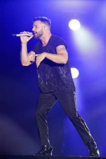 November 25, 2017 - EUM20171125ESP21.JPG.CIUDAD DE MEXICO MusicMusica-Ricky Martin.- Concierto del cantante puertorriqueno, Ricky Martin, en el Zocalo de esta capital, 25 de noviembre de 2017. Foto: Agencia EL UNIVERSALIvan StephensJMA.  - ZUMAu78_ 20171125_zaf_u78_130 Copyright: xElxUniversalx