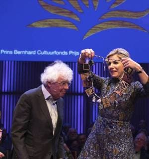 27-11-2017 Amsterdam Queen Maxima during the Prince Bernhard Cultuurfonds award at the Muziekgebouw aan ’t IJ in Amsterdam. The award, 150.000 euro, was presented to writer Geert Mak.  Copyright: xPPE WERFx