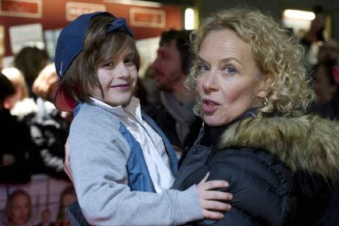 Katja RIEMANN, Deutschland, Schauspielerin, und Kinderdarsteller VICO, auf dem Roten Teppich, Red Carpet Show, Filmpremiere Forget about Nick , 28.11.2017, in der Lichtburg in Essen,