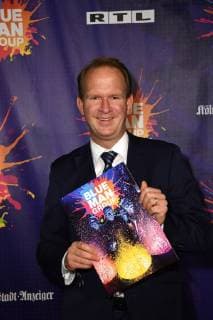 Stefan Löcher, Geschäftführer der Lanxess Arena kommt zu Premiere der Show Blue Man Group am 30.11.2017 in Köln.