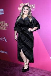 Kelly Clarkson bei der Verleihung der Billboard Women in Music Awards 2017 Ray Dolby Ballroom im Hollywood & Highland Center. Los Angeles. 30.11.2017