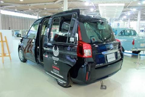 November 30, 2017 - Tokyo, Tokyo, China - Tokyo, JAPAN- November 2017:(EDITORIAL USE ONLY. CHINA OUT)..A TOYOTA JPN Taxi on display at the Toyota Automobile Museum in Tokyo, Japan. The Japan Federation of Hire-Taxi Association said that TOYOTA JPN Taxis will replace one third of old taxis by Tokyo 2020 Olympics, providing better service for foreign tourists. Tokyo China  - ZUMAs145 20171130_zaa_s145_069 Copyright: xZhaoxYadanx