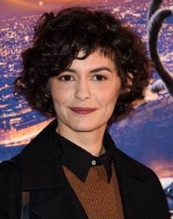 Audrey Tatou CELEBRITES : Avant premiere du film Santa et Cie - Paris - 03 12 2017 FedericoPestellini Panoramic 