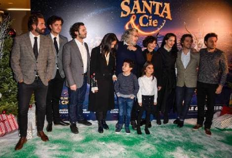 Alain Chabat - Golshifteh Farahani - Pio Marmai - Bruno Sanches - Louise Chabat - Audrey Tatou CELEBRITES : Avant premiere du film Santa et Cie - Paris - 03 12 2017 FedericoPestellini Panoramic 