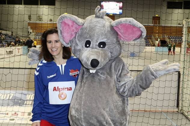 Katja Suding bem Benefiz-Fußballspiel Kicken mit Herz 2017 in der Alsterdorfer Sporthalle. Hamburg, 03.12.2017