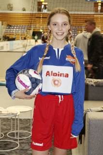 Lina Larissa Strahl bem Benefiz-Fußballspiel Kicken mit Herz 2017 in der Alsterdorfer Sporthalle. Hamburg, 03.12.2017