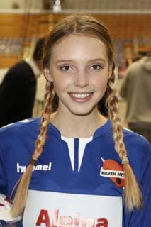 Lina Larissa Strahl bem Benefiz-Fußballspiel Kicken mit Herz 2017 in der Alsterdorfer Sporthalle. Hamburg, 03.12.2017