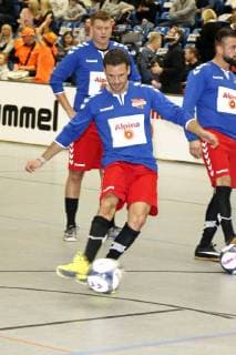 Stephan Luca bem Benefiz-Fußballspiel Kicken mit Herz 2017 in der Alsterdorfer Sporthalle. Hamburg, 03.12.2017
