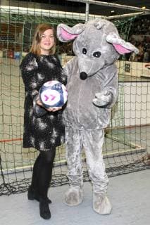 Katharina Fegebank beim Benefiz-Fußballspiel Kicken mit Herz 2017 in der Alsterdorfer Sporthalle. Hamburg, 03.12.2017