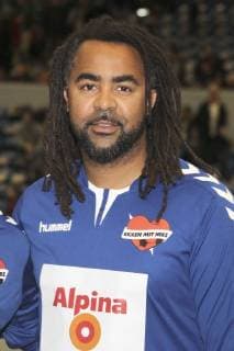 Patrick Owomoyela bem Benefiz-Fußballspiel Kicken mit Herz 2017 in der Alsterdorfer Sporthalle. Hamburg, 03.12.2017