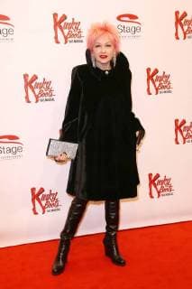Bilder des Tages Cyndi Lauper bei der Kinky Boots Musical Premiere am 3.12.2017 in Hamburg Kinky Boots Musical Premiere in Hamburg, 2017