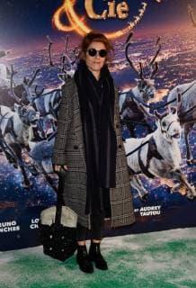 Marina Fois CELEBRITES : Avant premiere du film Santa et Cie - Paris - 03 12 2017 FedericoPestellini Panoramic 