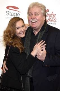 Bilder des Tages Klaus Baumgart mit Gattin Ilona bei der Deutschlandpremiere des Musicals Kinky Boots im Operettenhaus. Hamburg, 03.12.2017