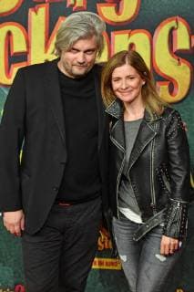 Sharon von Wietersheim (Drehbuchautorin) mit Lebensgefaehrte Frank Meiling. Weltpremiere BURG SCHRECKENSTEIN, Roter Teppich,Red Carpet am 03.12.2017.