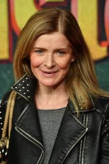 Sharon von Wietersheim (Drehbuchautorin), Einzelbild,angeschnittenes Einzelmotiv,Portraet,Portrait,Porträt. Weltpremiere BURG SCHRECKENSTEIN, Roter Teppich,Red Carpet am 03.12.2017.