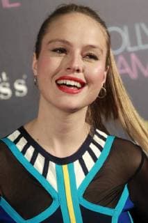 Esmeralda Moya during the Spanish premier of the film Molly s Game . December 04, 2017.  (2017120420)