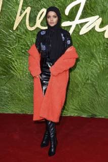 Halima Aden bei der Verleihung der Fashion Awards 2017 in der Royal Albert Hall. London, 04.12.2017 Halima Aden