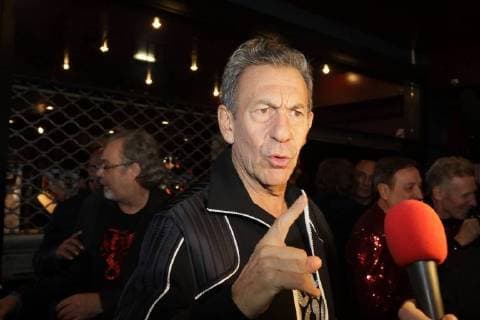 FRANCOIS FELDMAN NEWS: Avant premiere STARS 80, La suite - Paris - 05 12 2017 CleaCastel Panoramic 