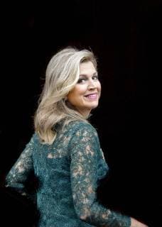 06-12-2017 Amsterdam Queen Maxima arrive for the Prince Claus award 2017 in Amsterdam. Brazilian filmmaker and rights activist Vincent Carelli and the Chinese designer new media and environmental activist Ma Jun received the award.  Copyright: xPPE NIEBOERx