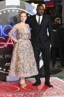 American actress Jessica Chastain and british actor Idris Elba attend the premiere of Molly s Game at Vue west End in London on December 6, 2017.  LON20171206117 RUNExHELLESTAD