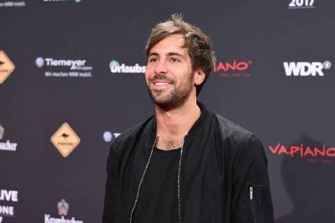 1LIVE Krone 2017 am 07.12.2017 in der Jahrhunderthalle in Bochum Max Giesinger