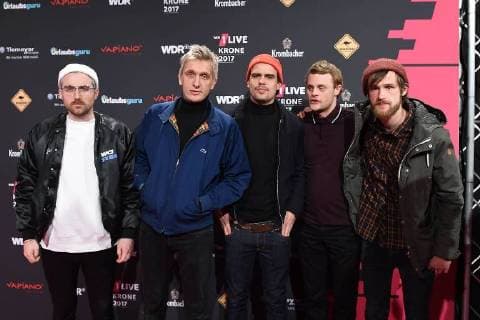 1LIVE Krone 2017 am 07.12.2017 in der Jahrhunderthalle in Bochum Die Band Kraftklub