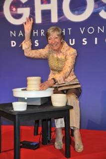 Heidi Hetzer bei der Ghost - Das Musical Premiere am 7.12.2017 in Berlin Ghost - Das Musical Premiere am 7.12.2017 in Berlin