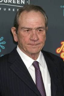 LOS ANGELES - DEC 7: Tommy Lee Jones at the Just Getting Started Premiere at ArcLight Hollywood on December 7, 2017 in Los Angeles, CA  Copyright: xKathyxHutchinsx xIPAx xHutchinsxPhotox