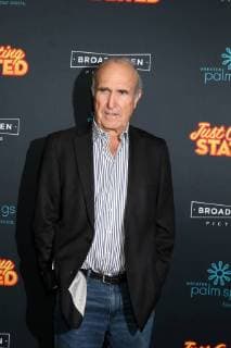 LOS ANGELES - DEC 7: Ron Shelton at the Just Getting Started Premiere at ArcLight Hollywood on December 7, 2017 in Los Angeles, CA  Copyright: xKathyxHutchinsx xIPAx xHutchinsxPhotox