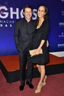 Brune Eyron mit Freundin Friederike Dirscherl bei der Gala-Premiere von Ghost - Das Musical im Stage Theater des Westens. Berlin, 07.12.2017
