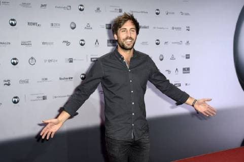 Bilder des Tages Max Giesinger bei der Verleihung des 10. Deutschen Nachhaltigkeitspreises 2017 im Maritim Hotel. Düsseldorf, 08.12.2017