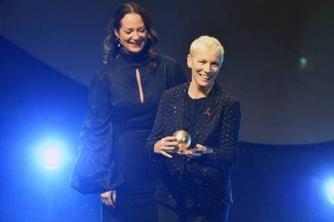 Natalia Wörner und Annie Lennox bei der Verleihung des 10. Deutschen Nachhaltigkeitspreises 2017 im Maritim Hotel. Düsseldorf, 08.12.2017
