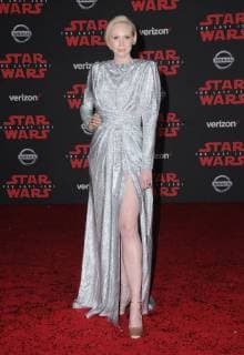 December 9, 2017 - Los Angeles, CA, U.S. - 09 December 2017 - Los Angeles, California - Gwendoline Christie. Premiere Of Disney Pictures And Lucasfilm s Star Wars: The Last Jedi held at The Shrine Auditorium in Los Angeles Photo Credit: AdMedia Los Angeles U.S. - ZUMAa123 20171209_zaa_a123_055 Copyright: xBirdiexThompsonx