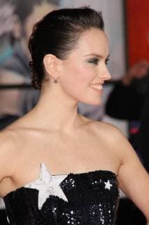 Daisy Ridley at the World Premiere of Lucasfilm s Star Wars: The Last Jedi held at the Shrine Auditorium in Los Angeles, CA, December 9, 2017.  Copyright: xJosephxMartinezx 33492_004JM