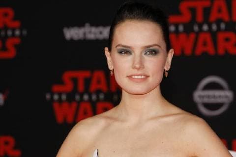 Daisy Ridley at the World Premiere of Lucasfilm s Star Wars: The Last Jedi held at the Shrine Auditorium in Los Angeles, CA, December 9, 2017.  Copyright: xJosephxMartinezx 33492_007JM