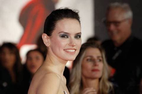 Daisy Ridley at the World Premiere of Lucasfilm s Star Wars: The Last Jedi held at the Shrine Auditorium in Los Angeles, CA, December 9, 2017.  Copyright: xJosephxMartinezx 33492_014JM