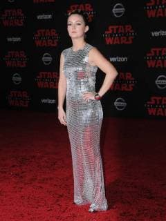 December 9, 2017 - Los Angeles, CA, U.S. - 09 December 2017 - Los Angeles, California - Billie Lourd. Premiere Of Disney Pictures And Lucasfilm s Star Wars: The Last Jedi held at The Shrine Auditorium in Los Angeles Photo Credit: AdMedia Los Angeles U.S. - ZUMAa123 20171209_zaa_a123_109 Copyright: xBirdiexThompsonx